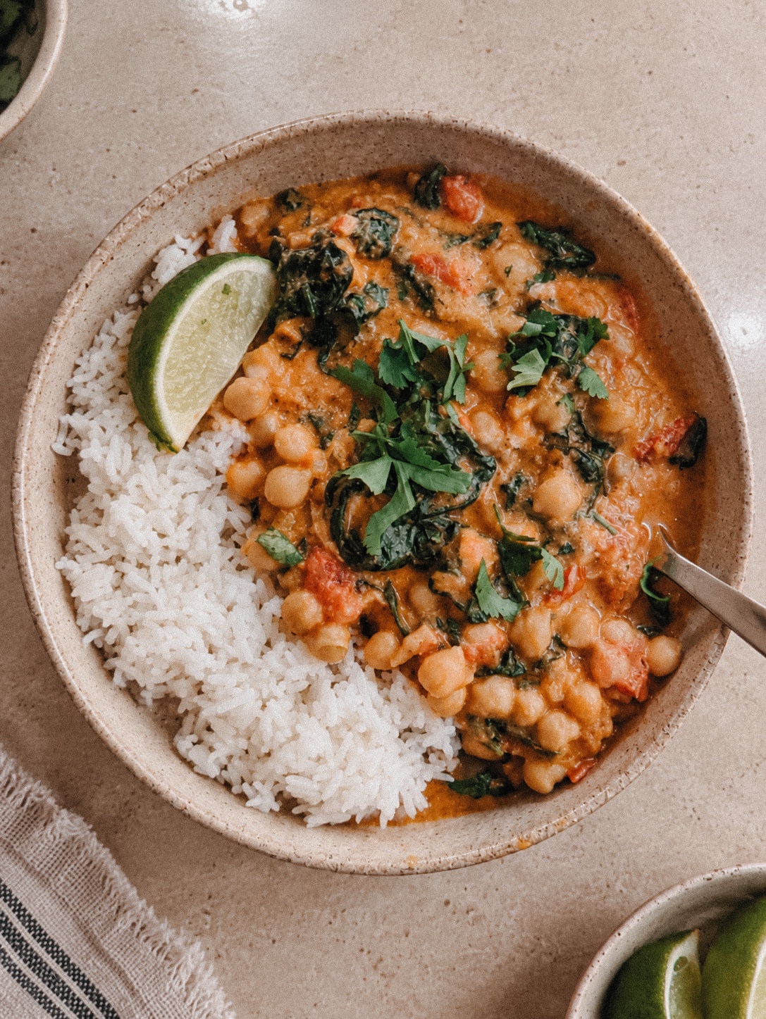 Kichererbsen-Spinat-Curry mit Basmati-Reis